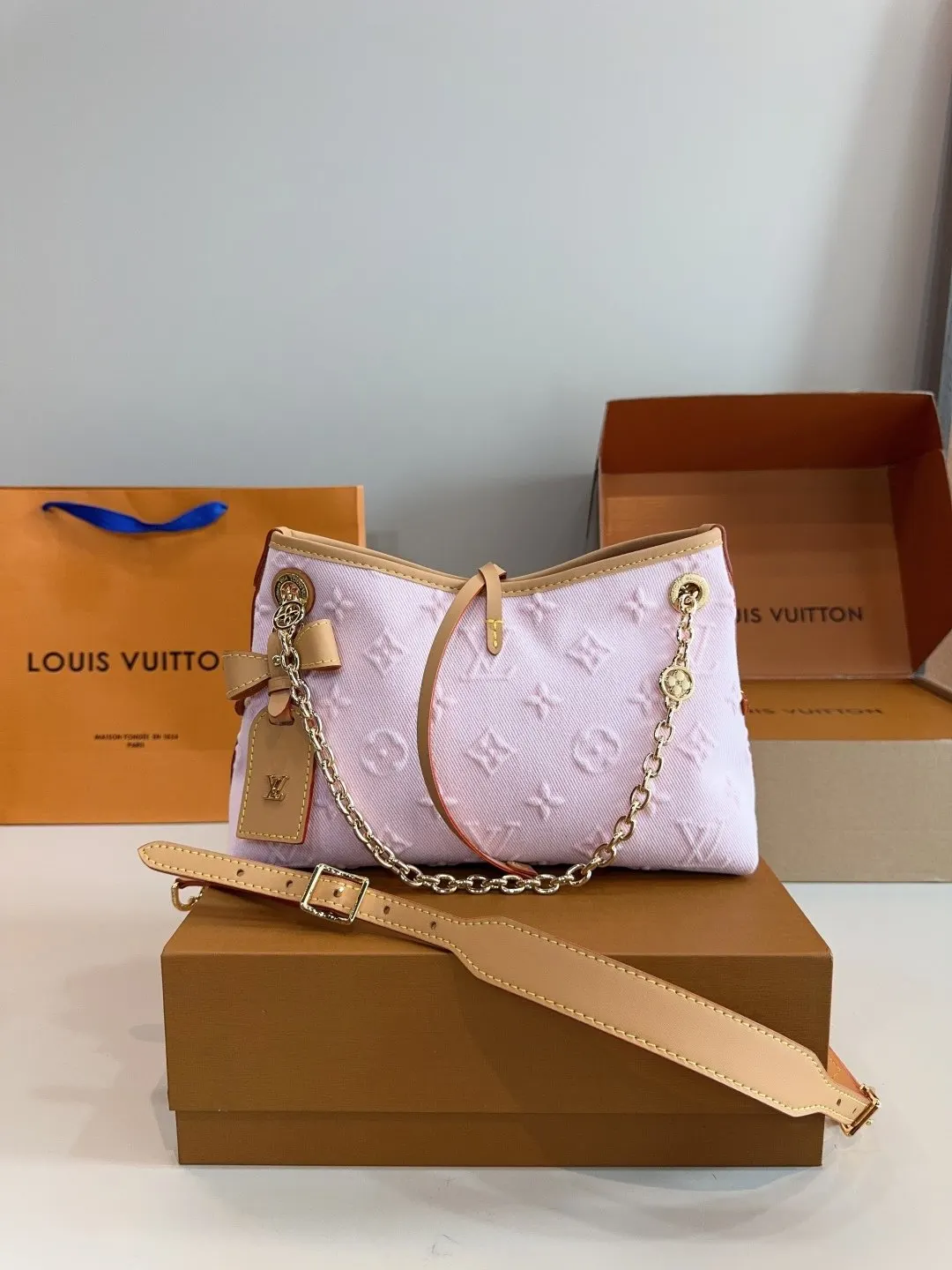 LV CarryAll 最强者CarryAll 可爱休闲 斜挎包 轻便斜挎款