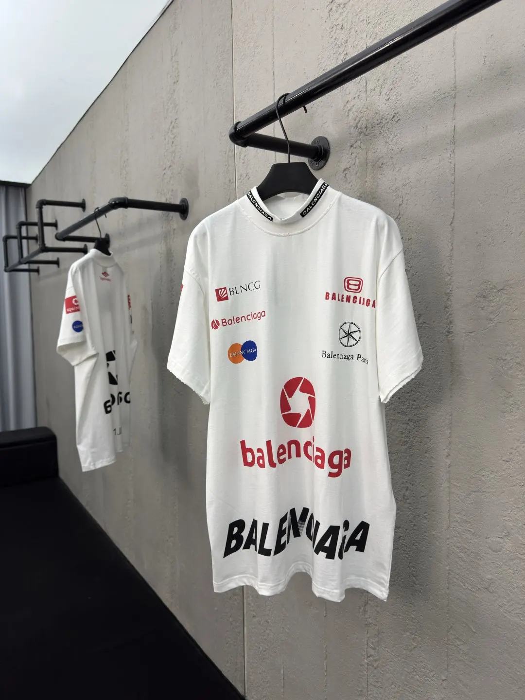 Balenciaga 白色 Logo 短袖T恤 街頭休閒款