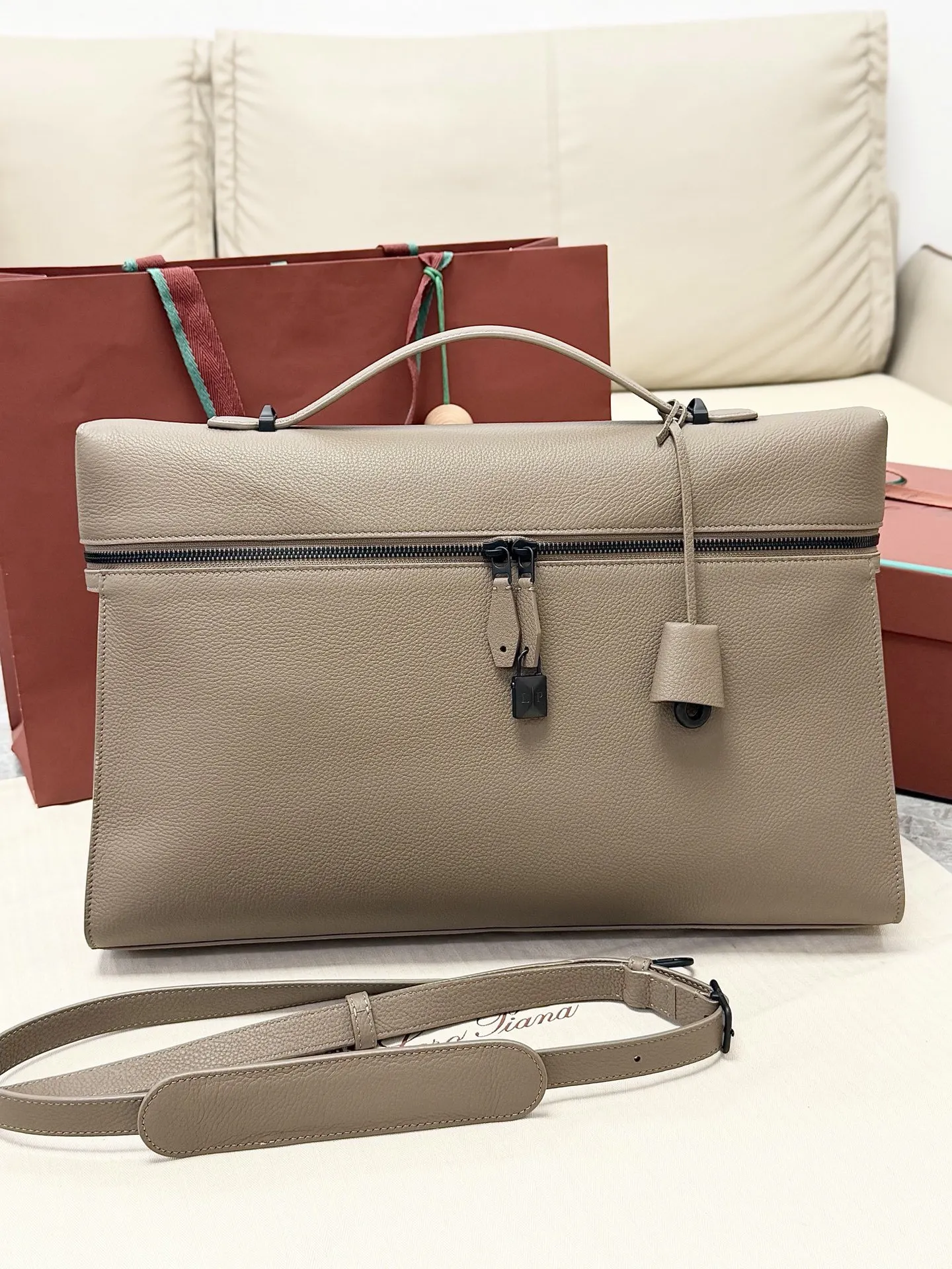 Black Briefcase Business Commuter Leather
