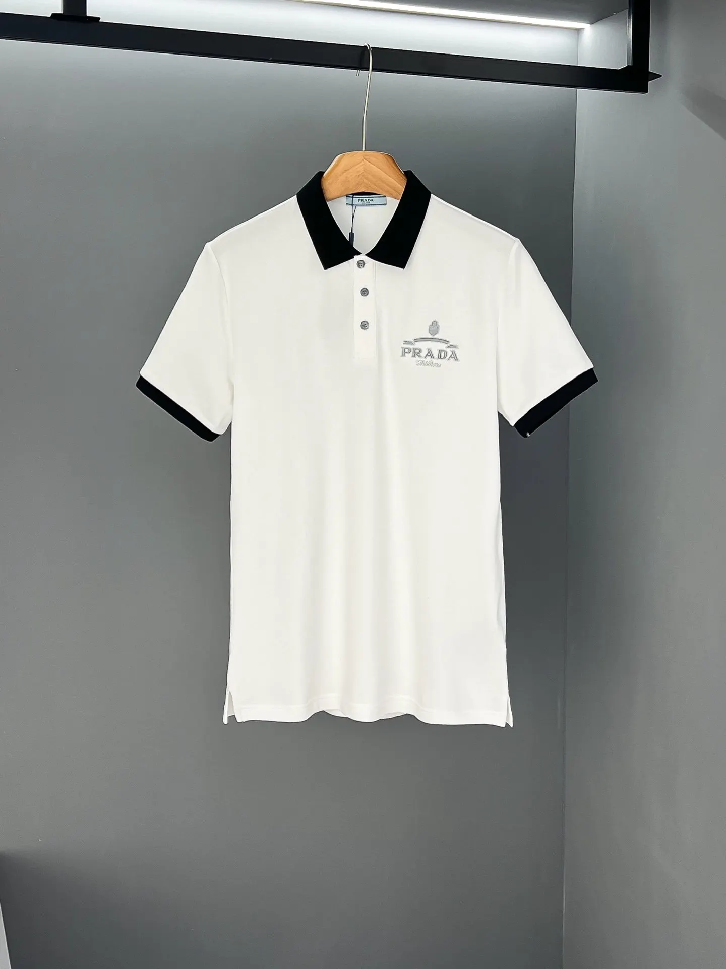 Prada Fashion Item Casual Versatile