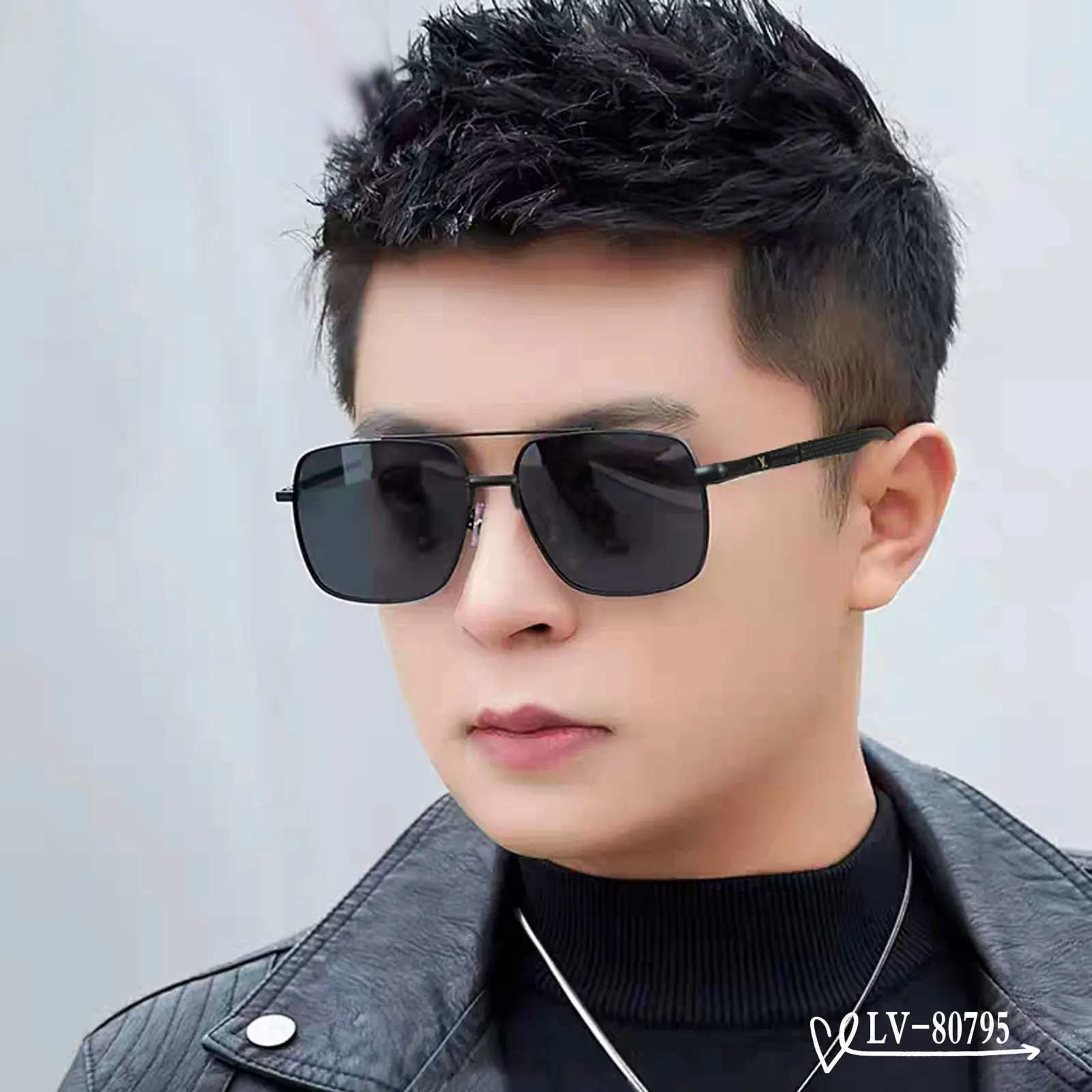 Louis Vuitton Fashion Item Fashion