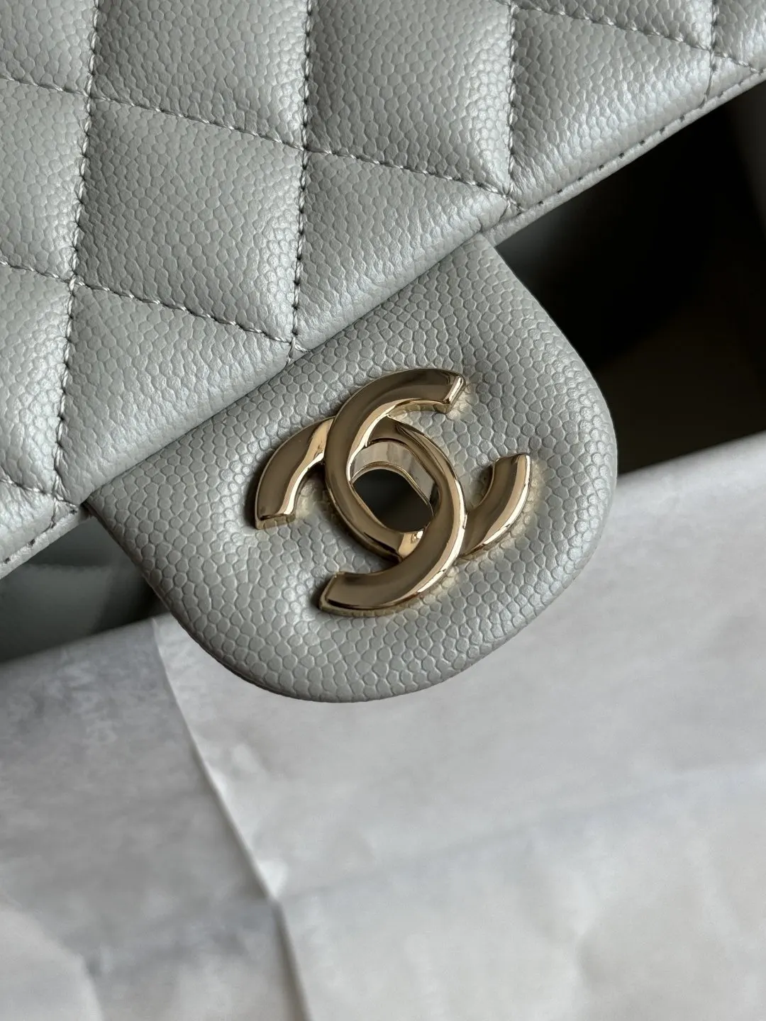 Crossbody Bag Lightweight Leather