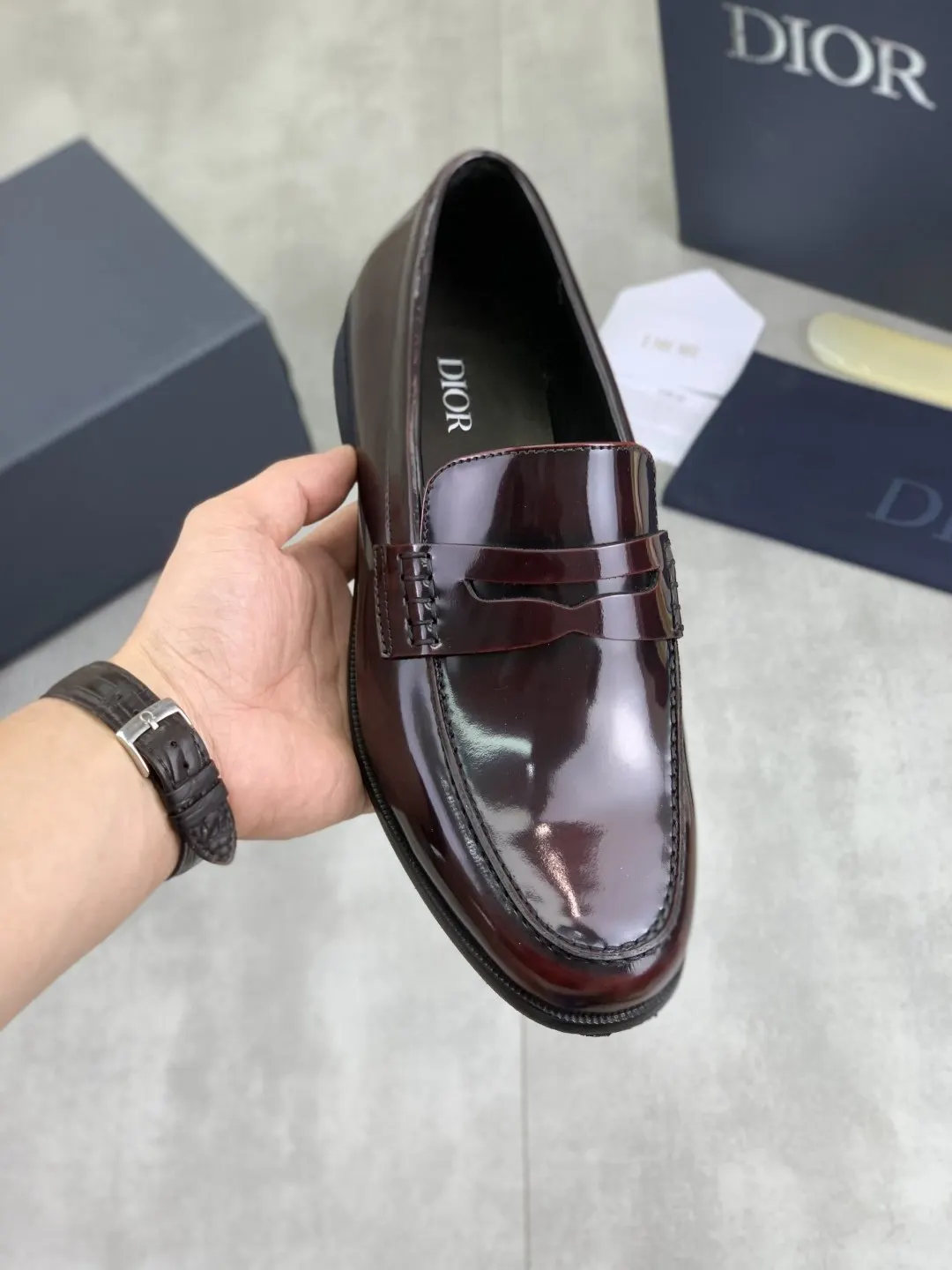 Dior calfskin shoes, comfortable and versatile