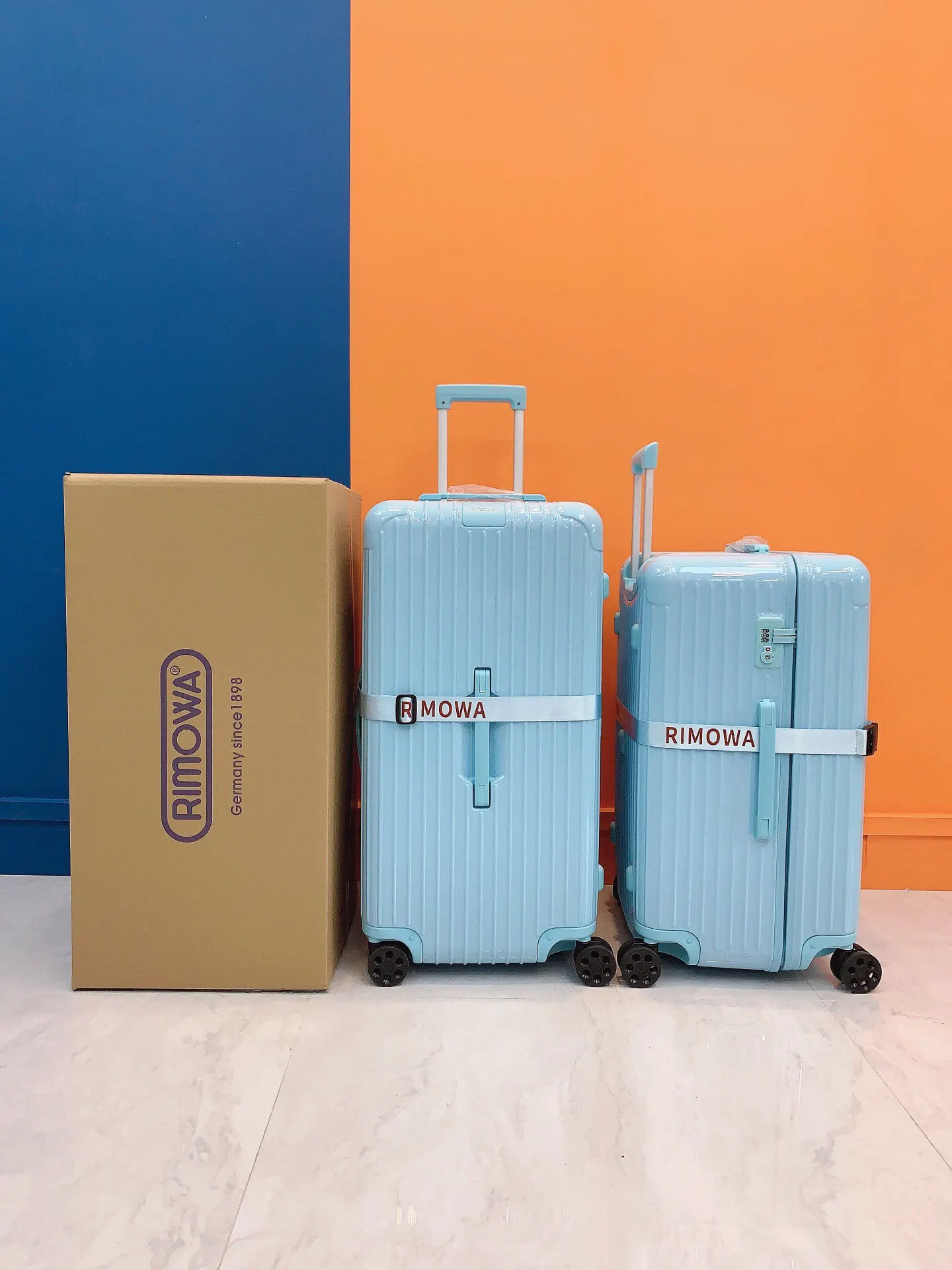 黑色 白色 升级 RIMOWA日默瓦 Trunk方胖 行李箱 旅行拉杆款 轻便出行款