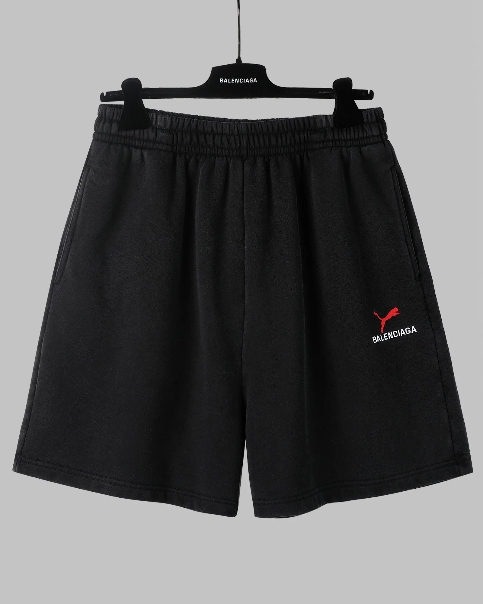 Balenciaga 短褲 街頭休閒款