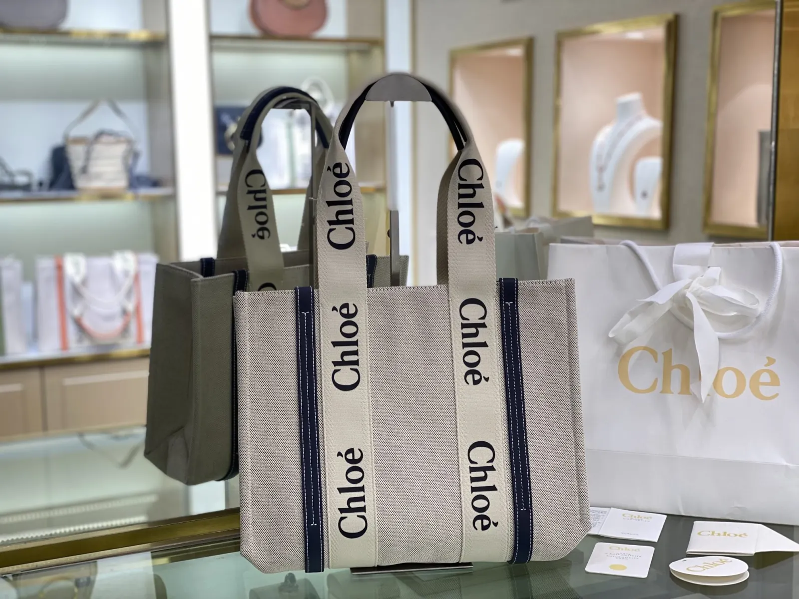 帆布 图片为中号 Chloe Woody Tote Bag 托特包 大容量托特款