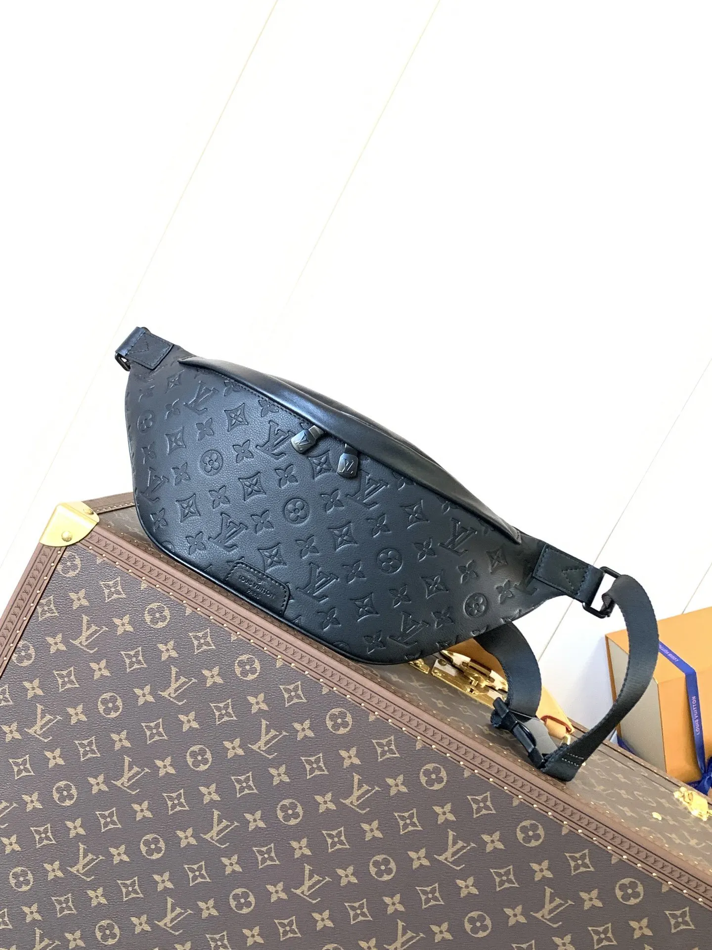 Crossbody Bag Lightweight Leather