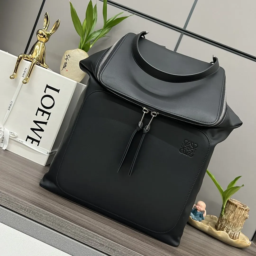 小牛皮 L⊚℮w℮ 最新Goya Backpack系列 雙肩 雙肩包 实用雙肩款