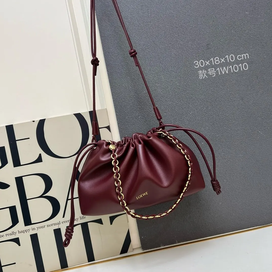羊皮 Flamenco Purse 云朵包 链条包 精致链条款