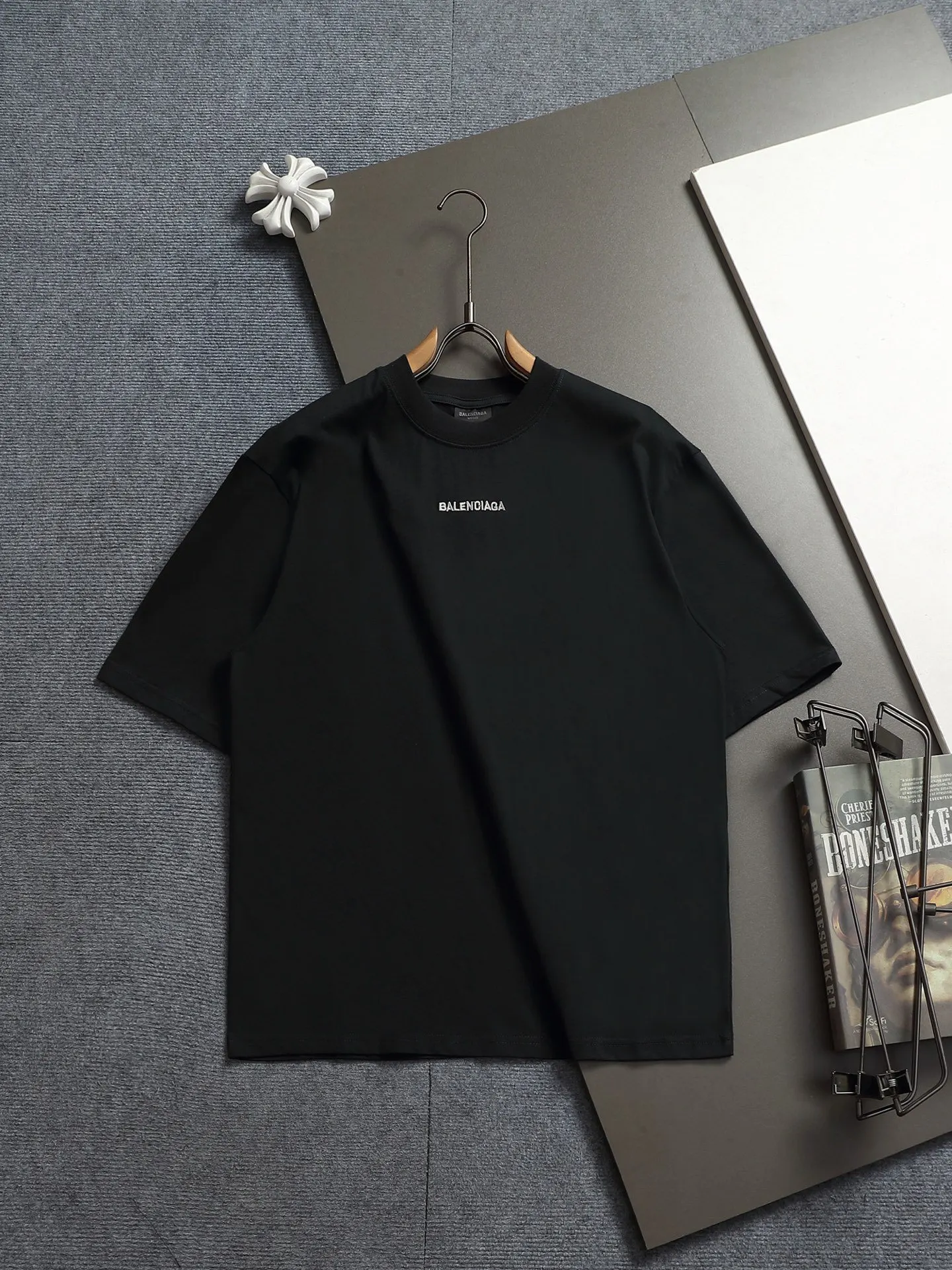 Balenciaga 黑色 Logo 短袖T恤 街頭休閒款