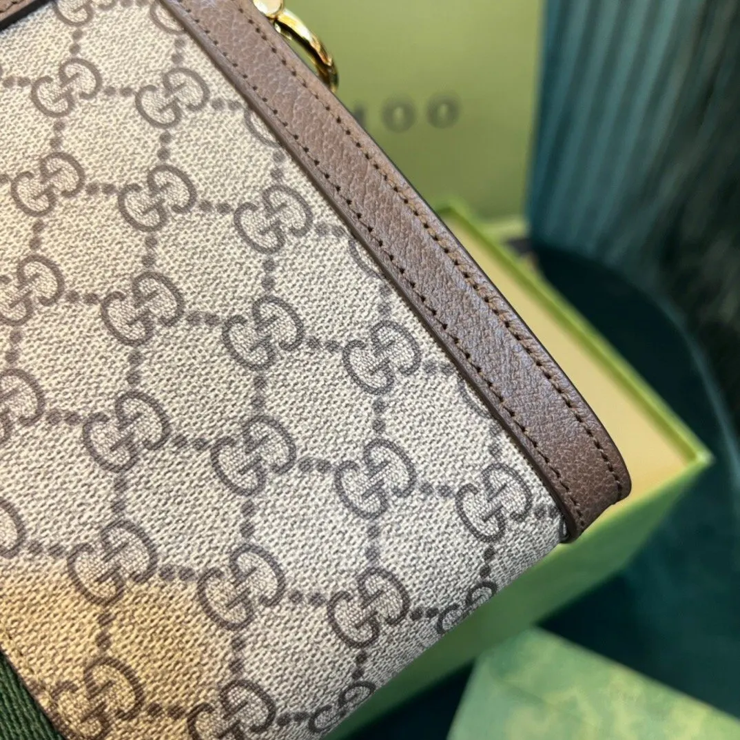Gucci Shoulder Bag