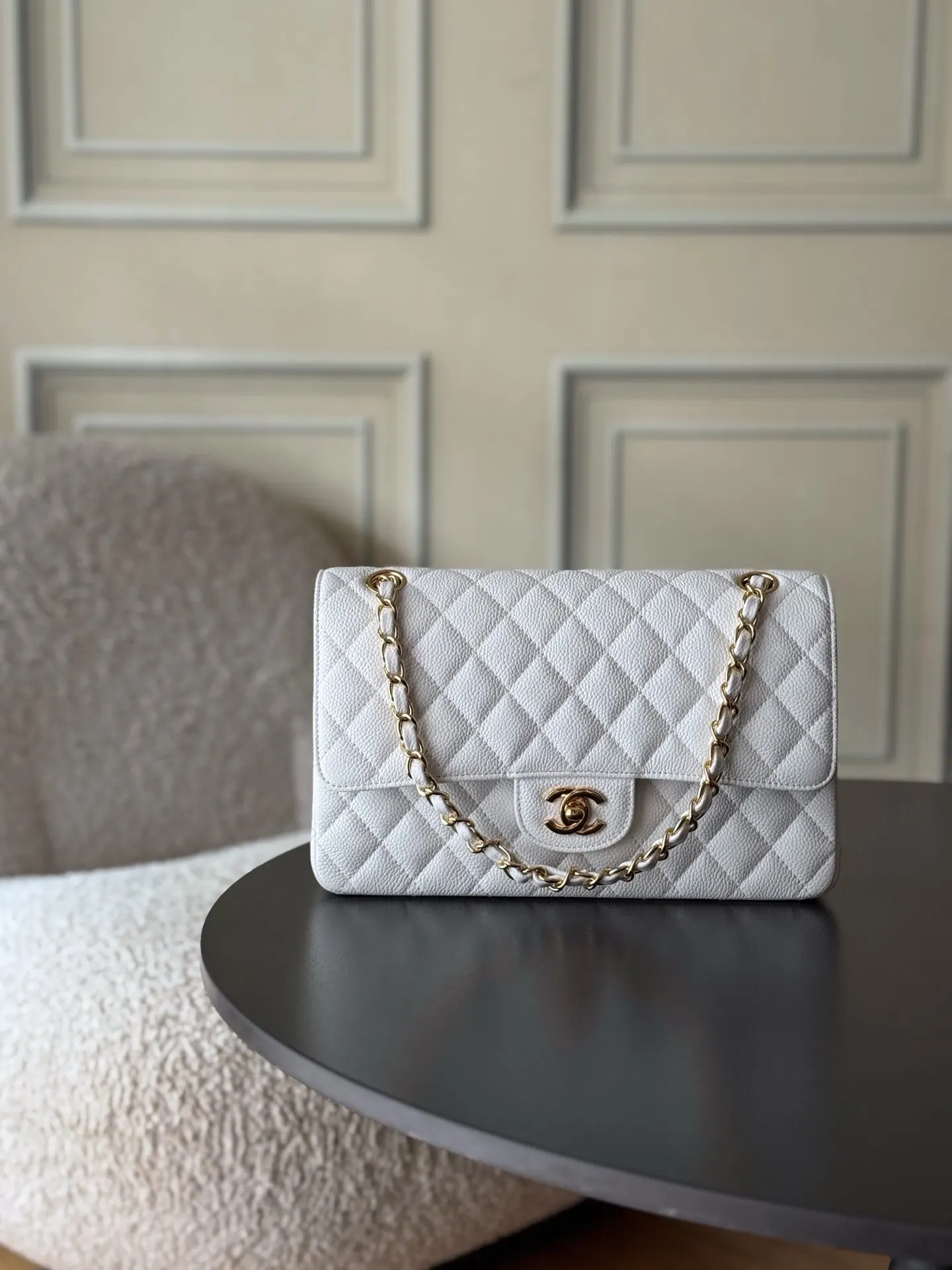 CHANEL 白色牛皮菱格鏈條包 金扣款