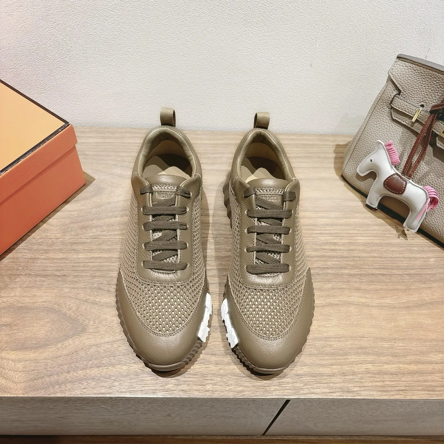 Hermes SS Sneakers Casual Versatile