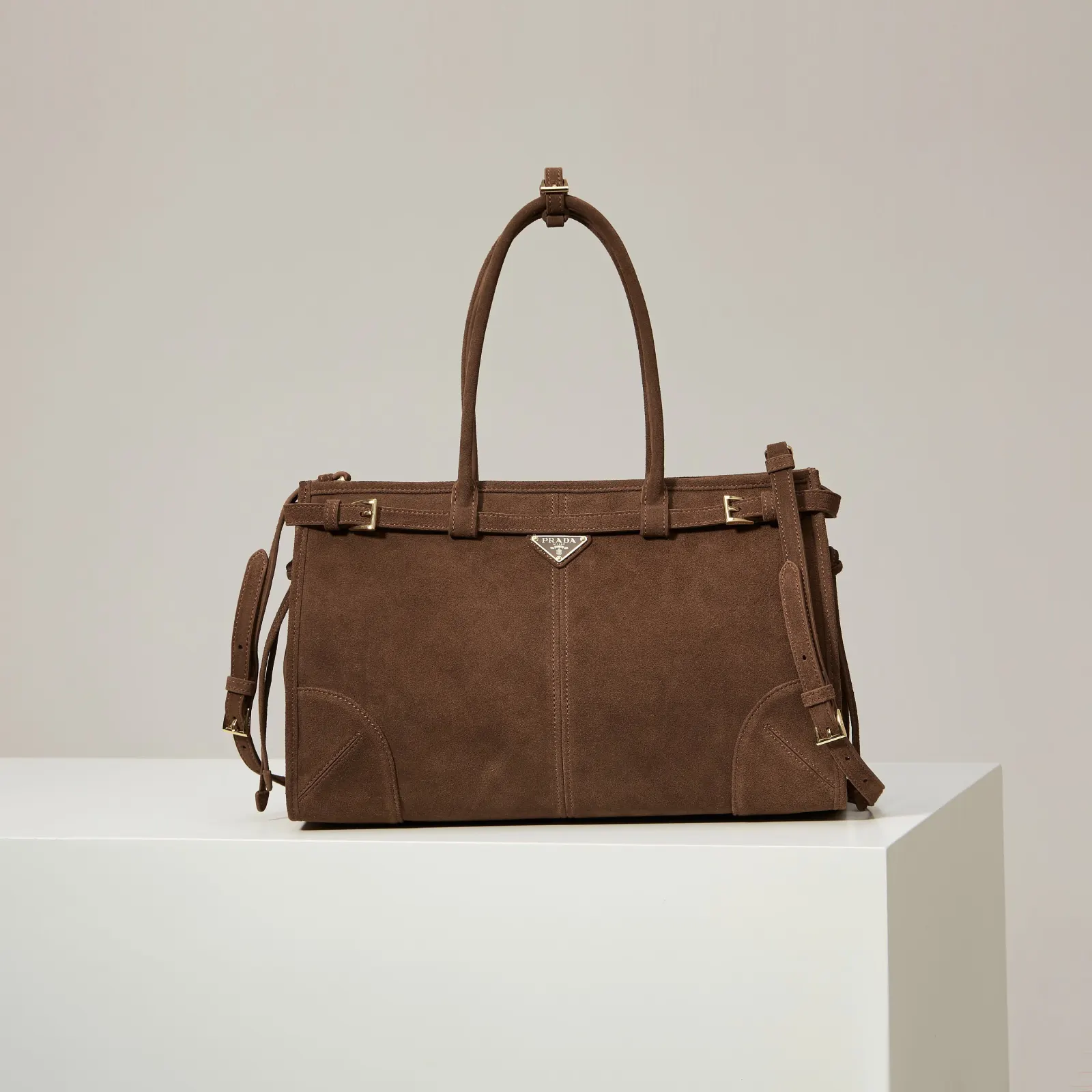 PRADA 1BA433 斜背包 日常通勤款
