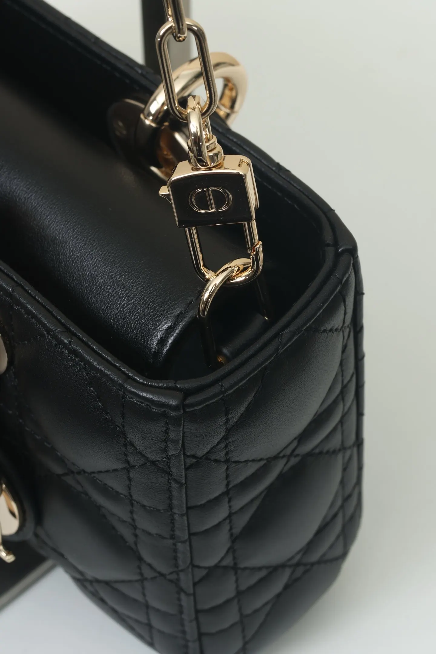 Black Gold Hobo Shoulder Bag Vintage