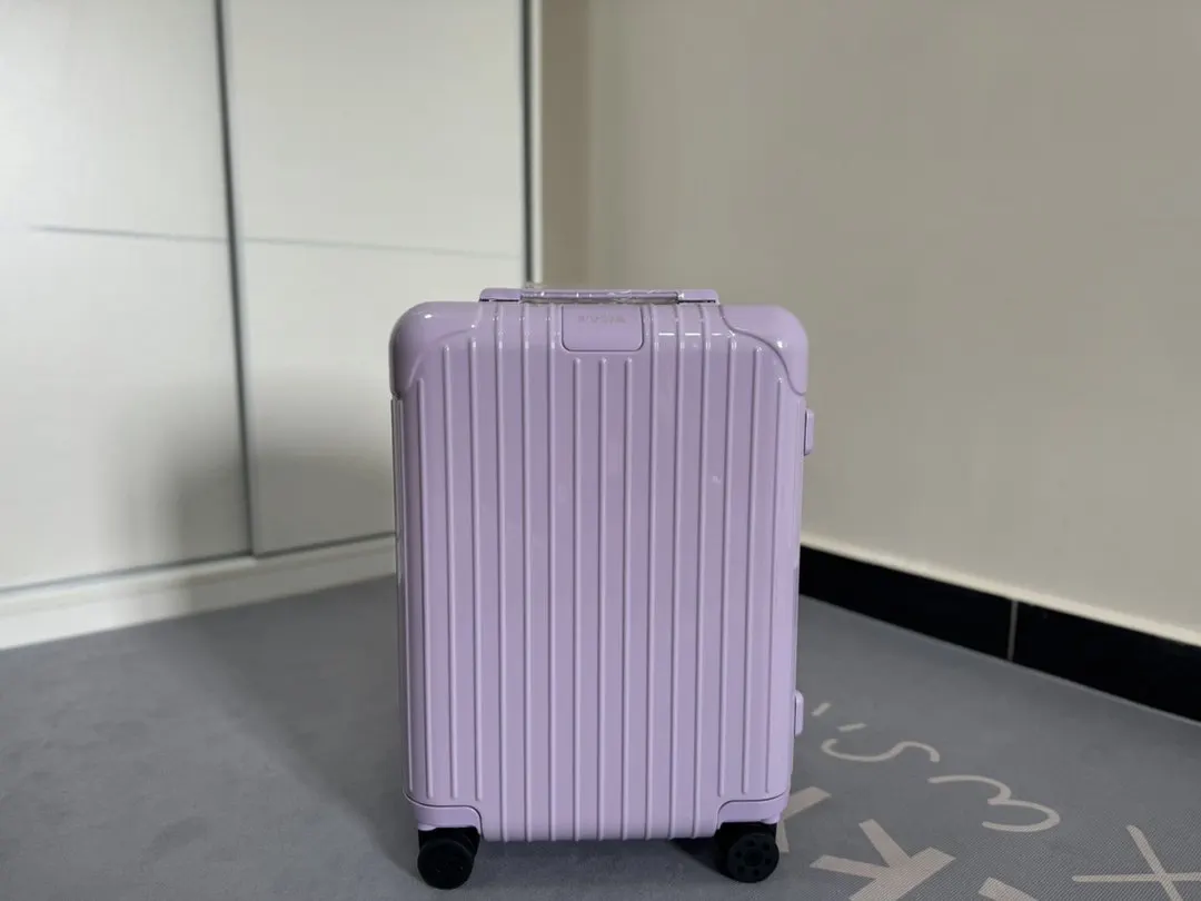 黑色 白色 Essential系列 薰衣草紫 尺寸 行李箱 旅行拉杆款 轻便出行款