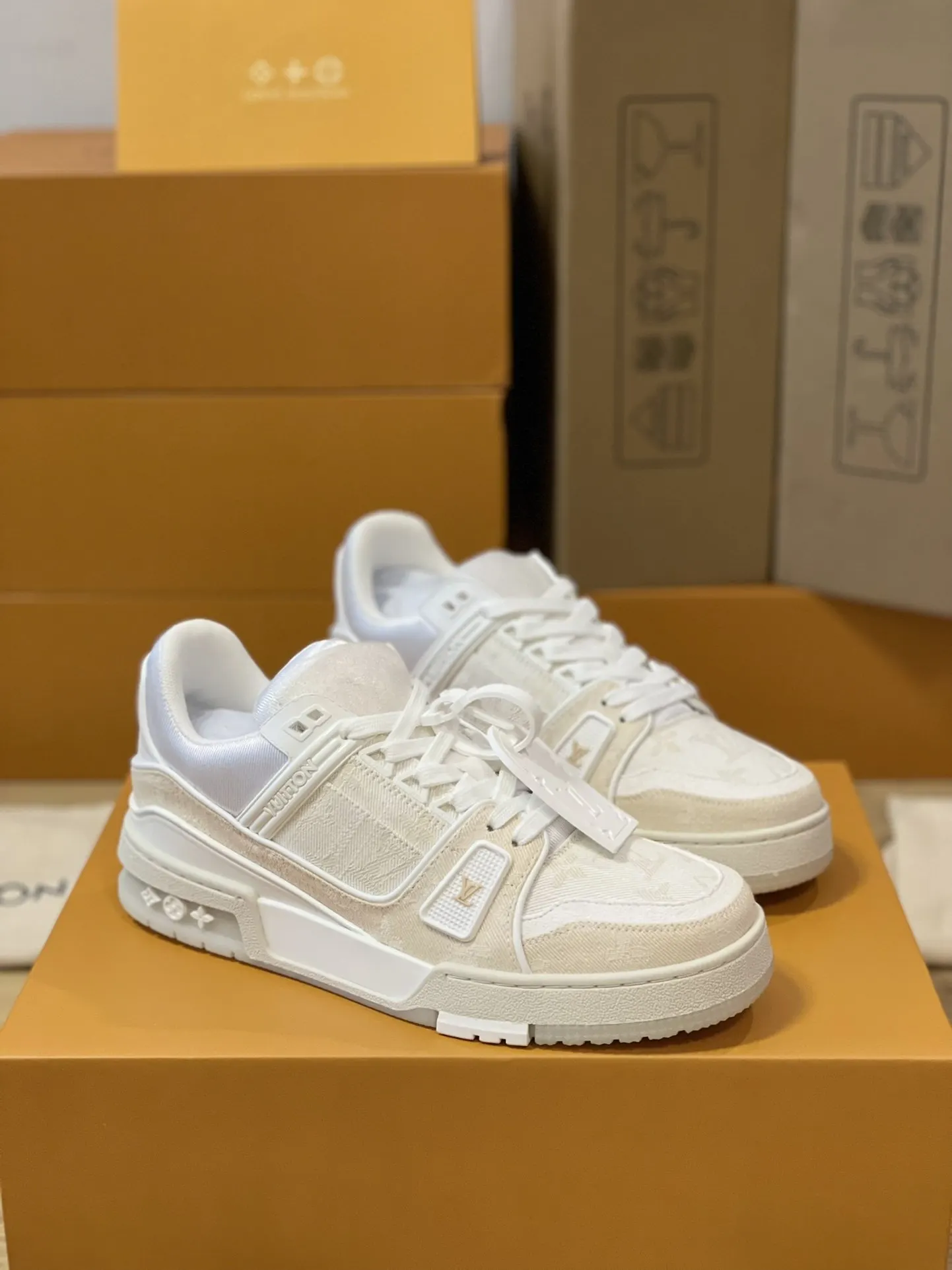 LV Sneakers Casual Versatile