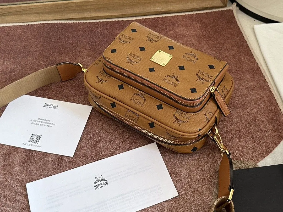牛皮 款号 MCM 斜背包 Aren斜挎 輕便斜挎款