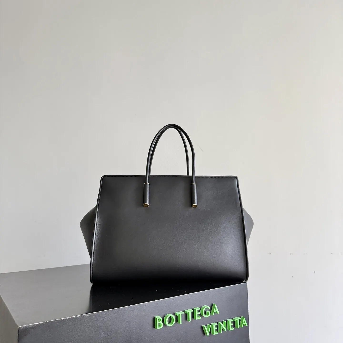 Bottega Veneta 羊皮 托特包 大容量托特款