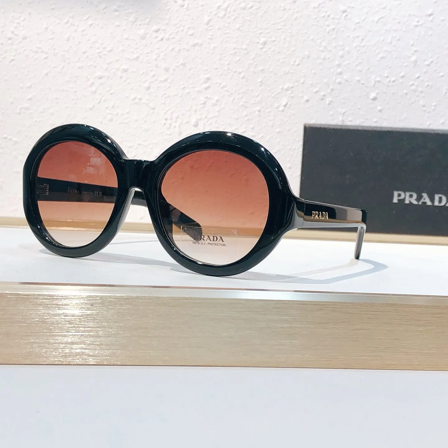 Prada 墨镜 时尚防晒款 款13
