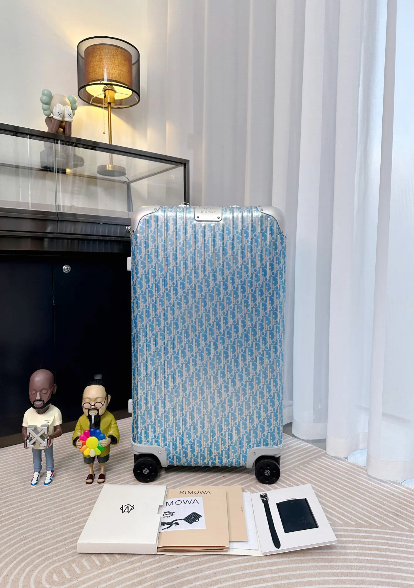 Dior 黑色 藍色 rimowa 聯名款trunk 一级 生产的 行李箱 旅行拉杆款 輕便出行款