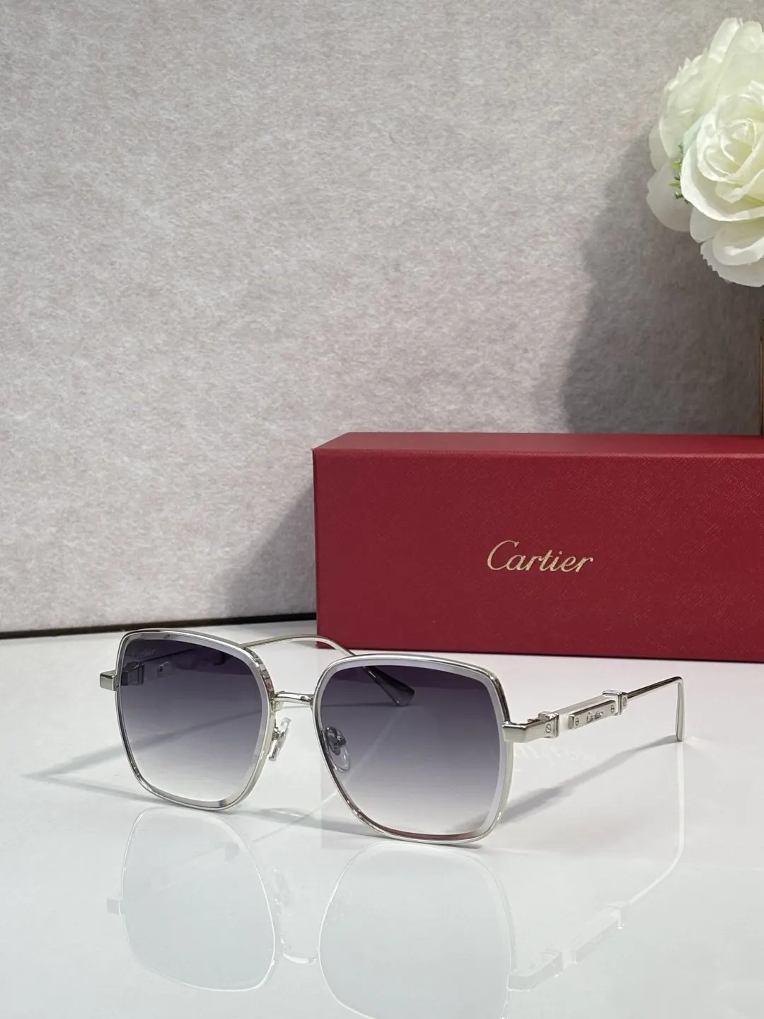 Cartier 墨镜 时尚防晒款 款11