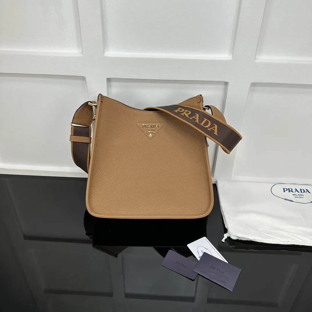 PRADA 金色 托特包 通勤百搭款