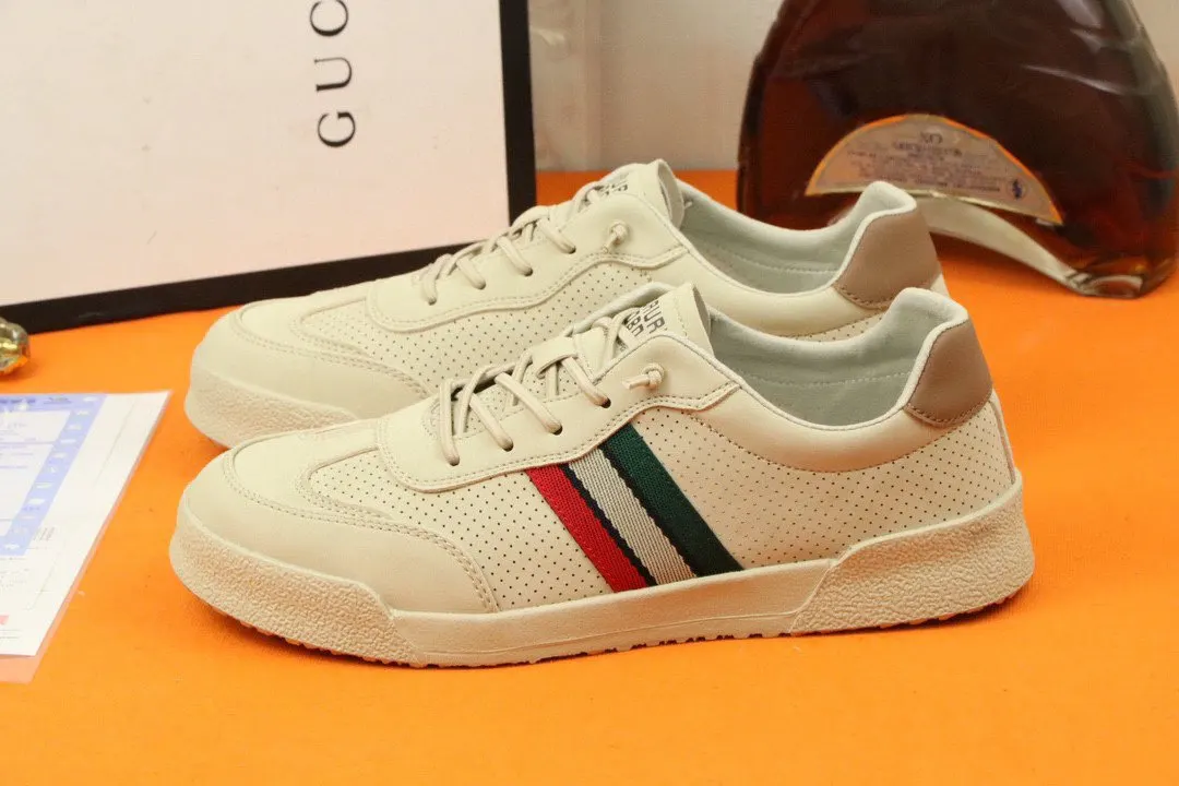 Gucci Logo casual sneakers, all-match 9