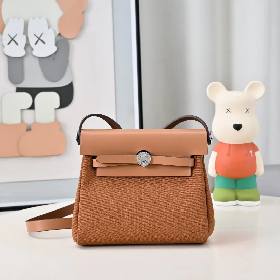 Hermes Kelly 雙肩包 20cm 休閒通勤款