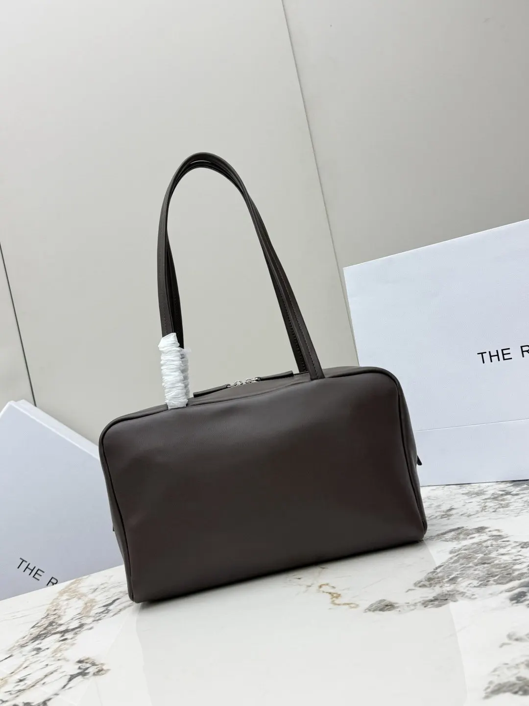 羊皮 玫瑰 TR羊皮 THE ROW Astra保龄 单肩包 日常单肩背款