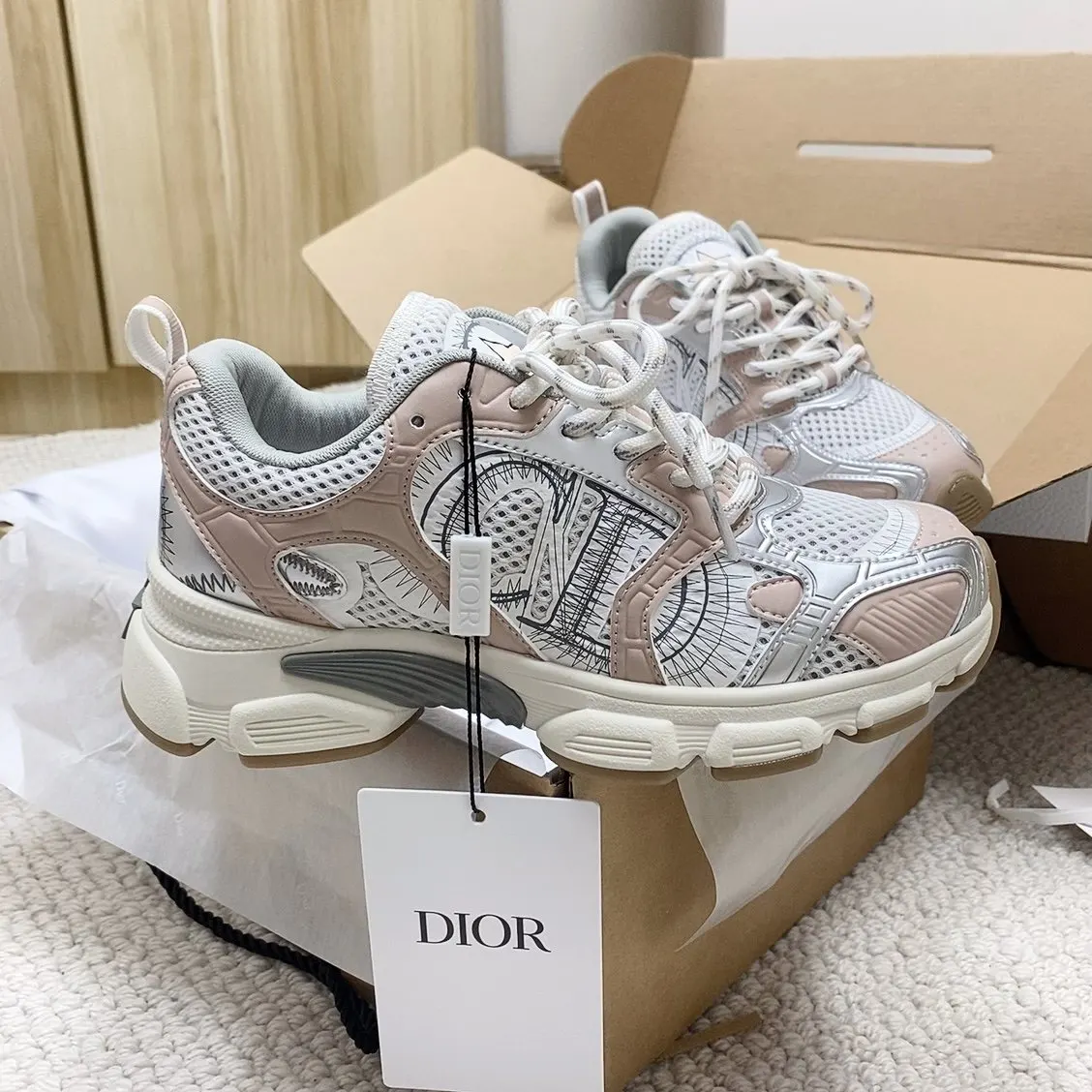 Dior 鞋履 舒適百搭款