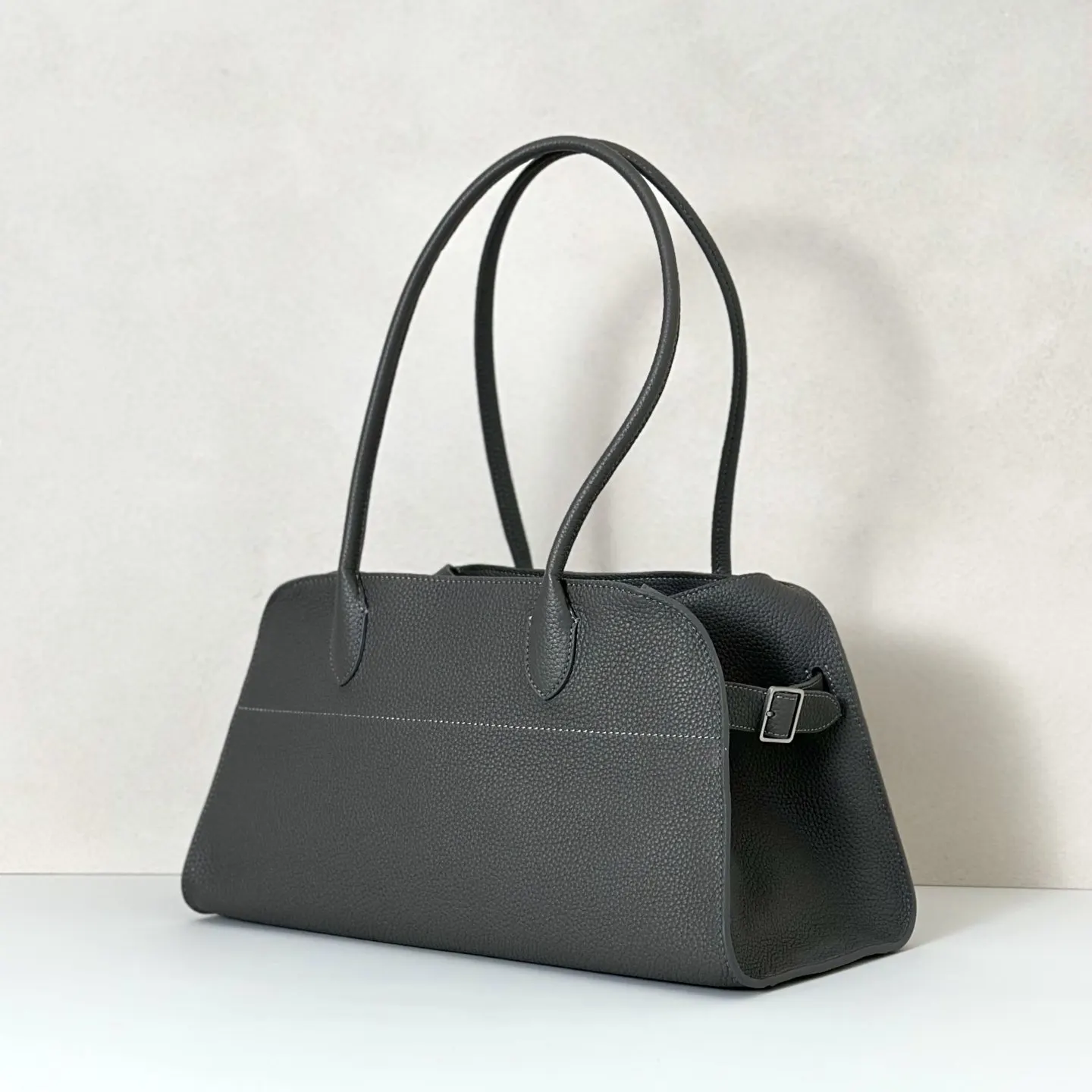 灰色 牛皮 Margaux Shoulder 荔枝纹雀灰色 托特包 大容量托特款