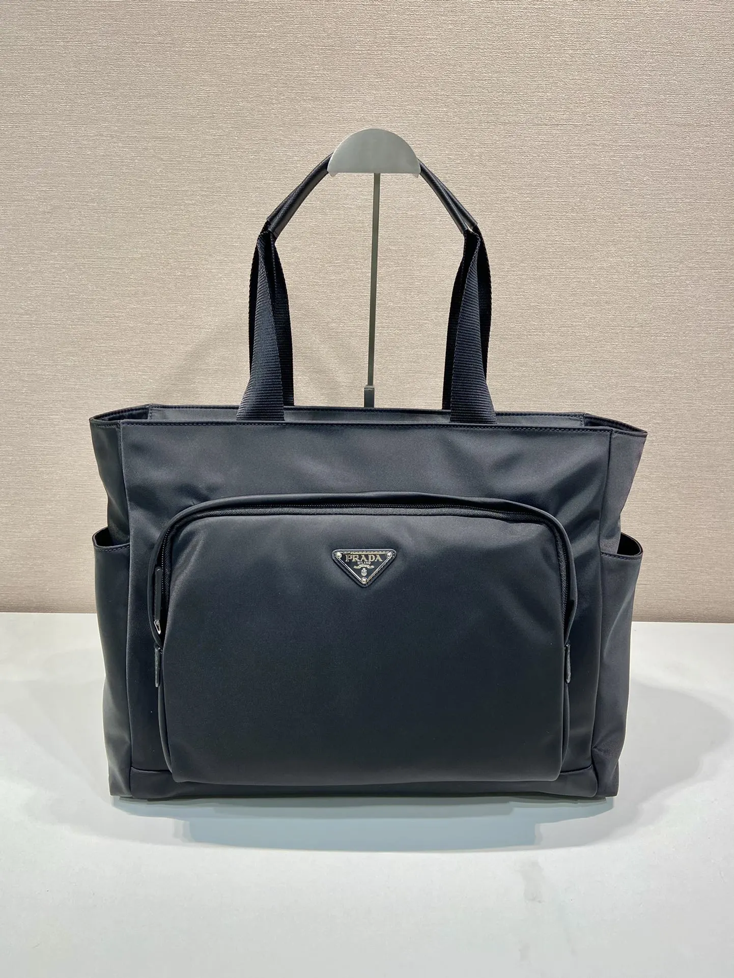 PRADA 2VG097 Re-Nylon尼龍 托特包 通勤百搭款