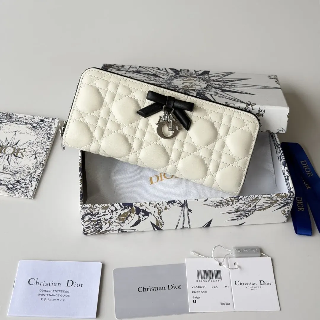 Dior 白色羊皮蝴蝶结化妝包 手拿款