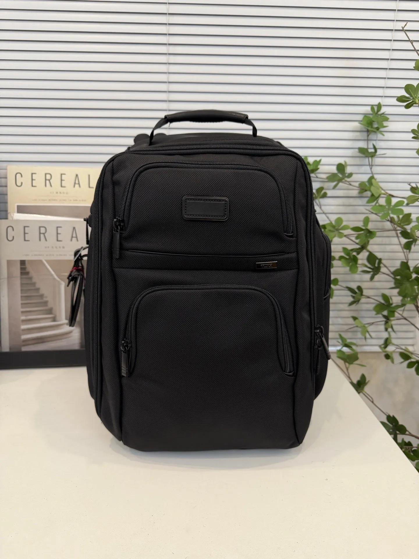 TUMI 途明 Alpha 男士 行李箱 旅行拉杆款 輕便出行款