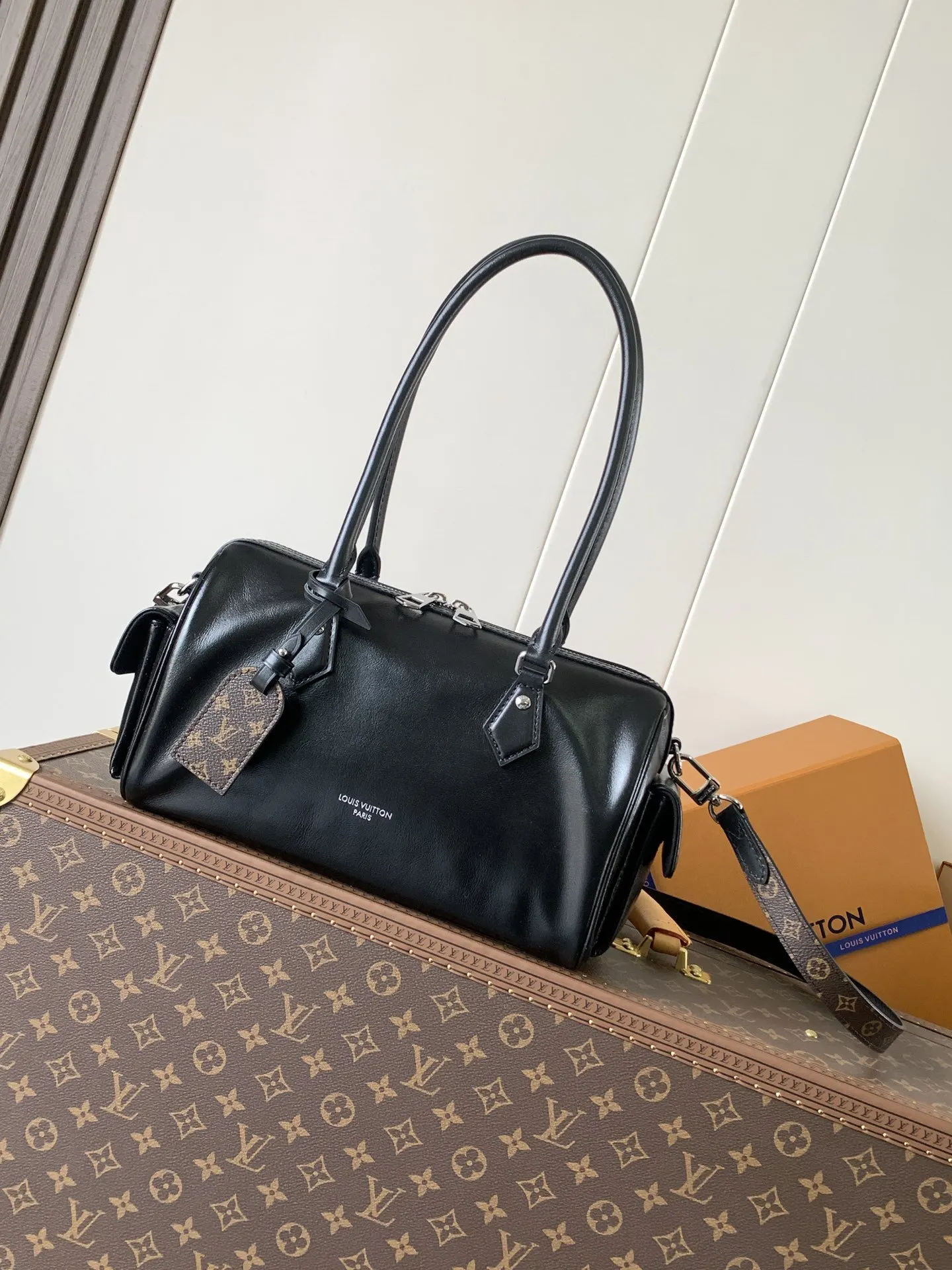 LV Speedy 黑色 米白 牛皮 收納包 旅行收納款
