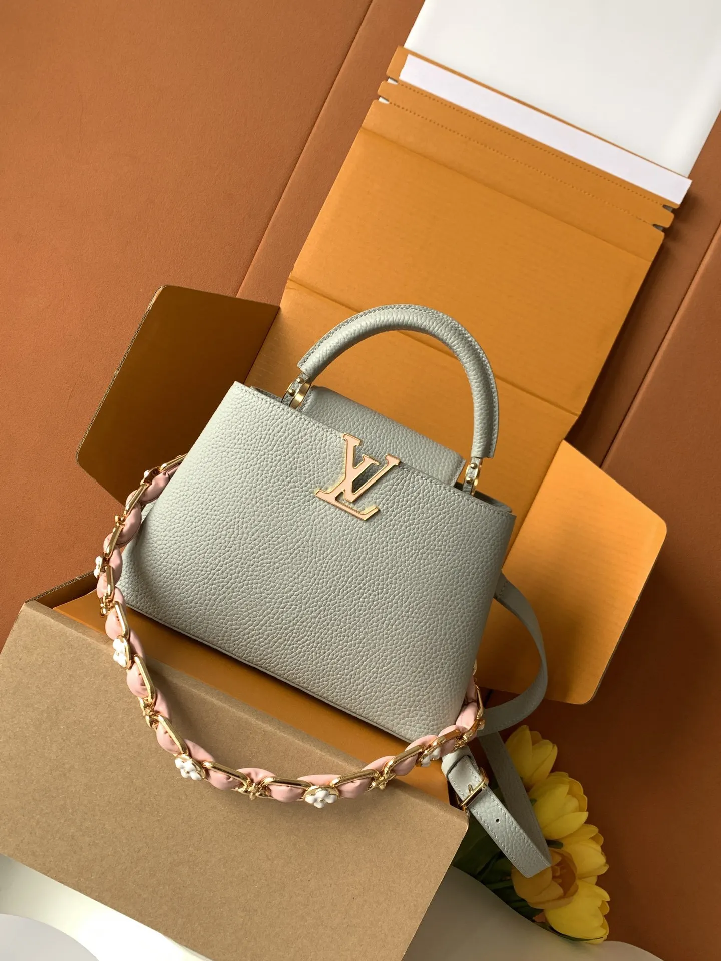 LV 綠色壓紋鏈條手提包 小號款