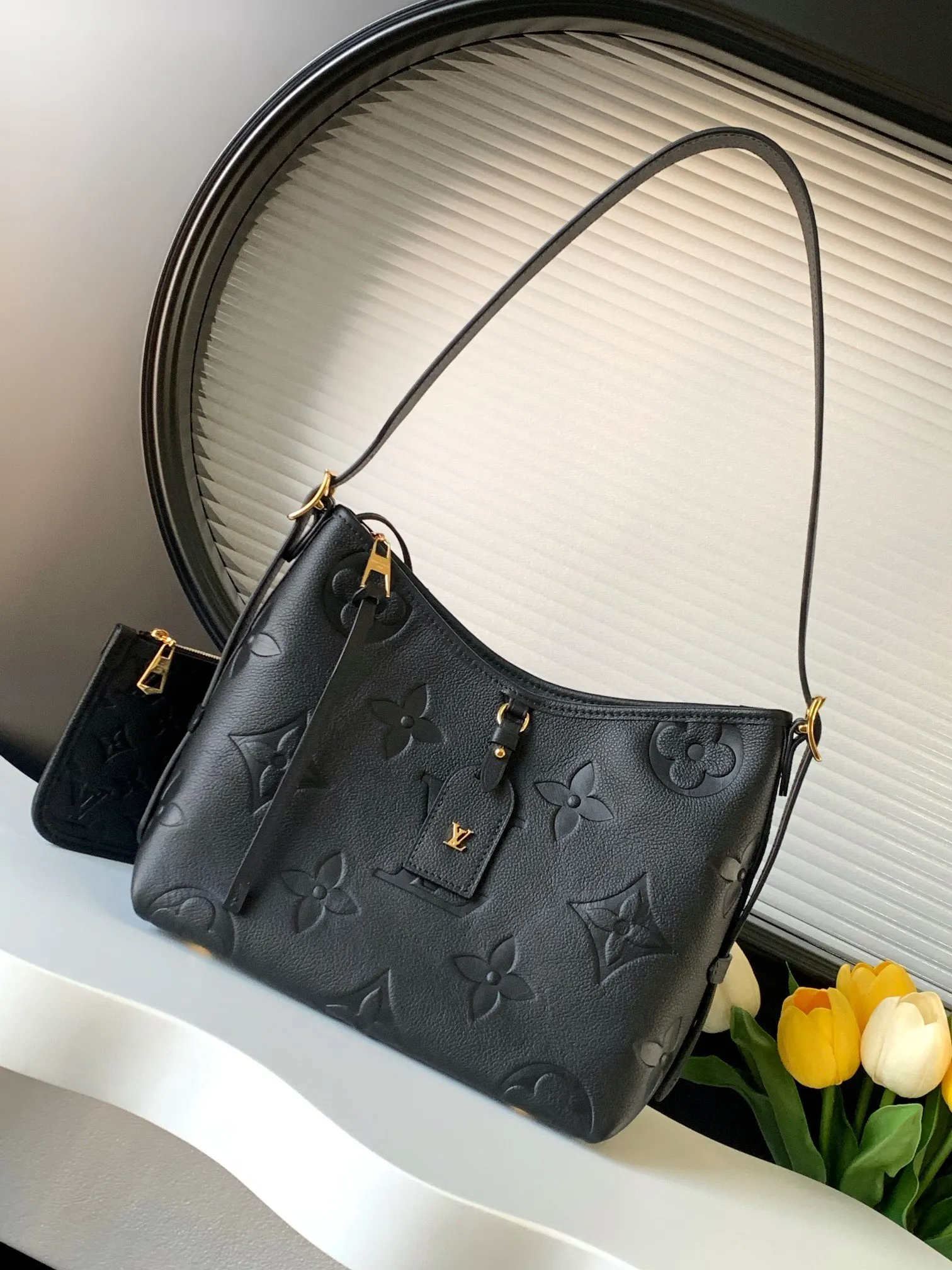CarryAll 白色 杏色 Mo手拿包 精致手拿款