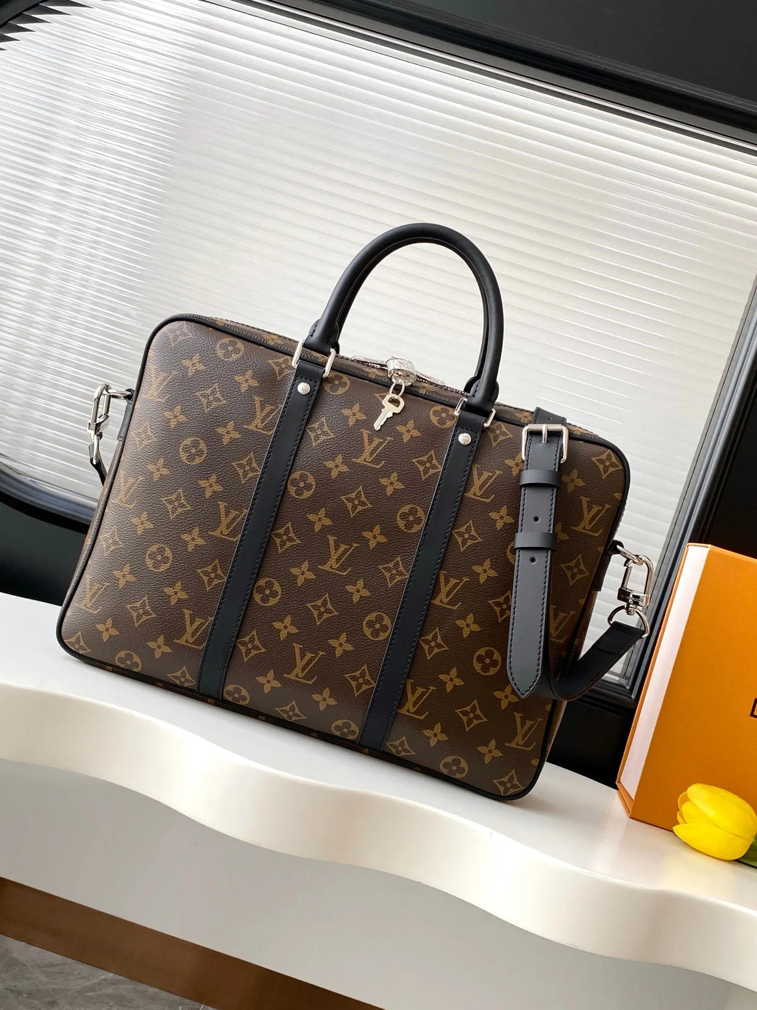 LV 經典老花 公文包