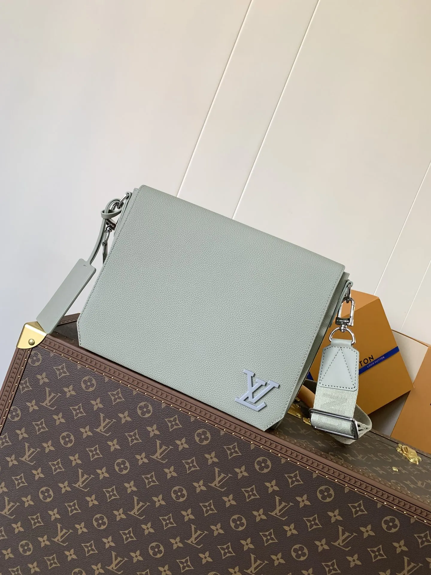 LV 黑色 蓝色 牛皮 收纳包 旅行收纳款