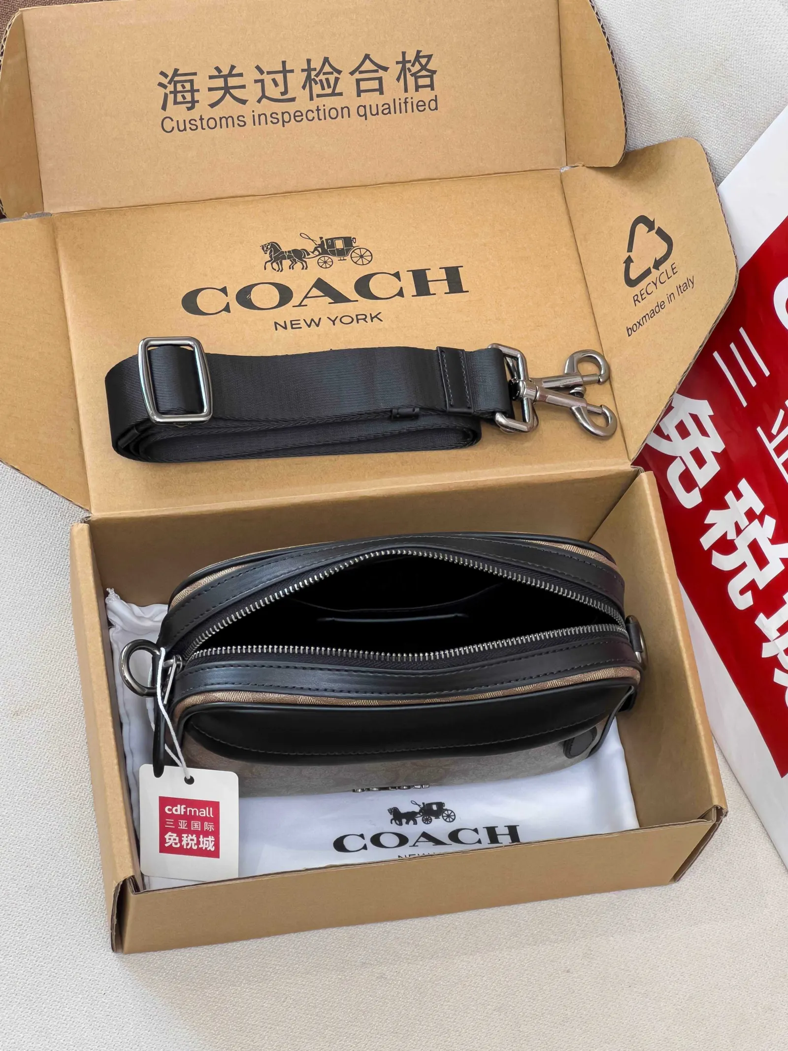 Shoulder Bag Lightweight Classic