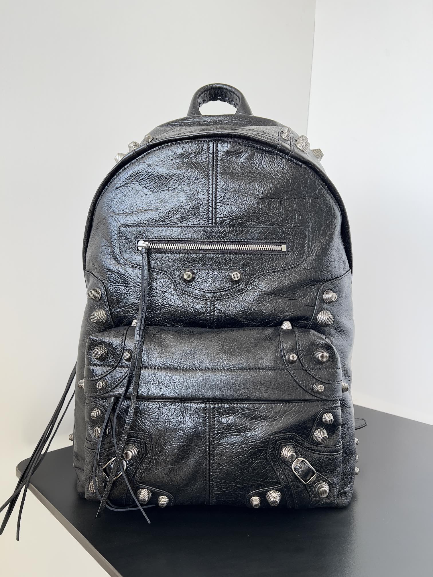 Balenciaga 羊皮 雙肩包 实用雙肩款