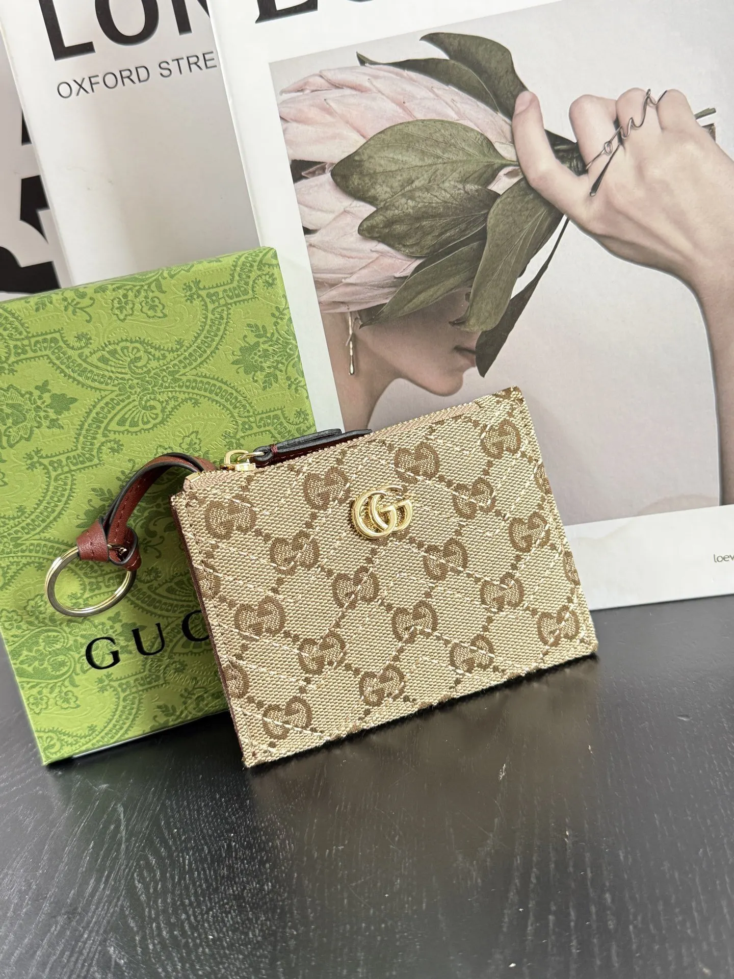Gucci GG Supreme Monogram wallet, daily storage