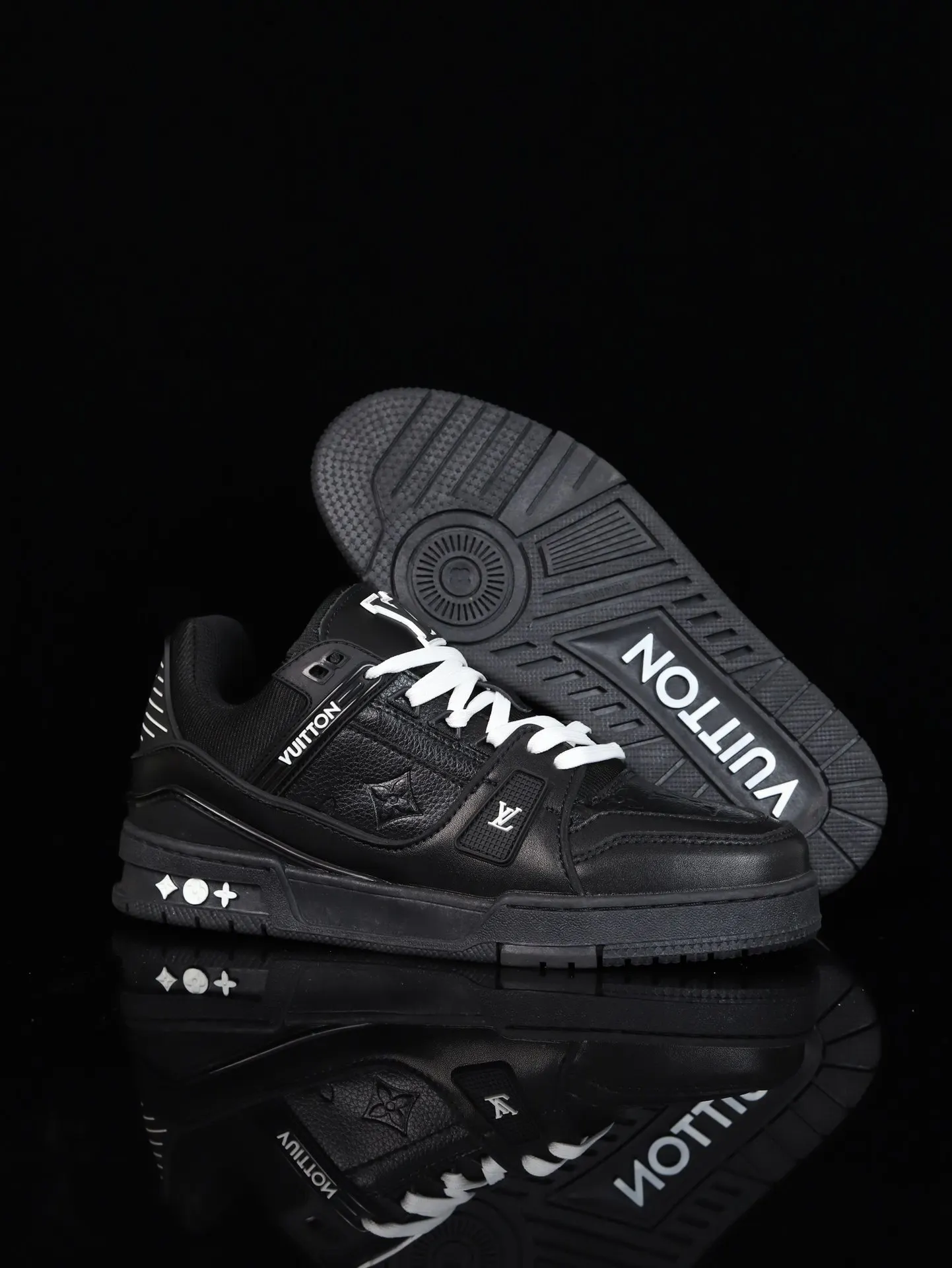 LV Sneakers Casual Versatile