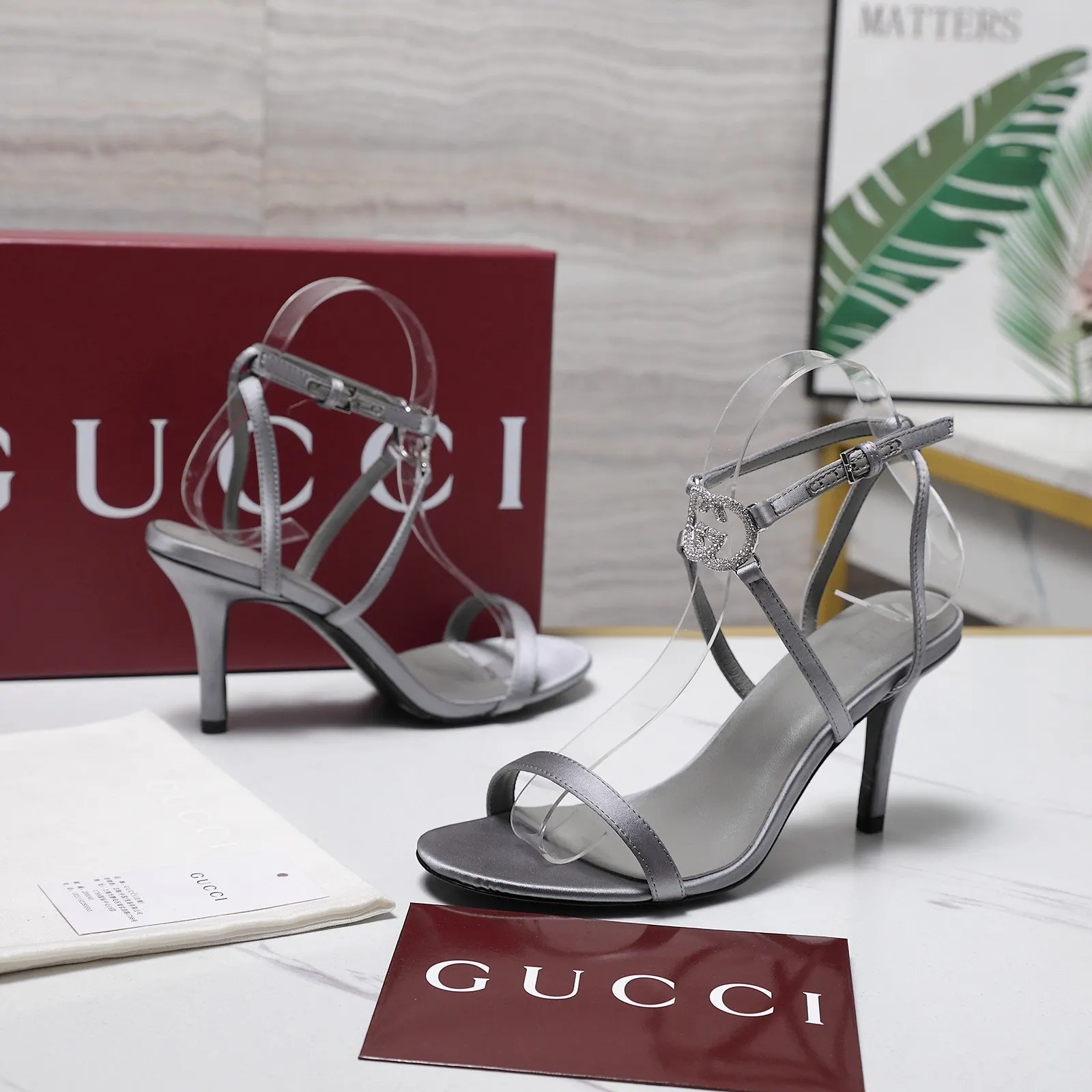 Gucci 拖鞋 轻便舒適款