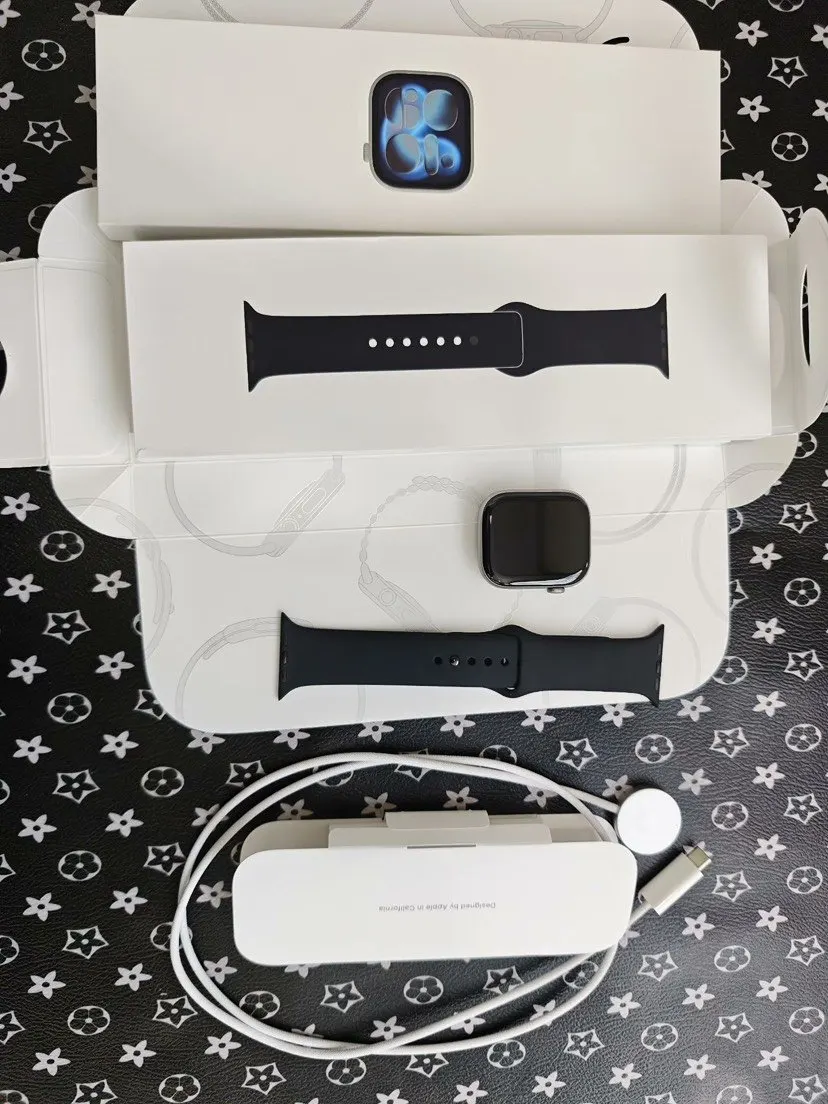 微信下单包邮 送 apple watch 手錶 經典腕表款