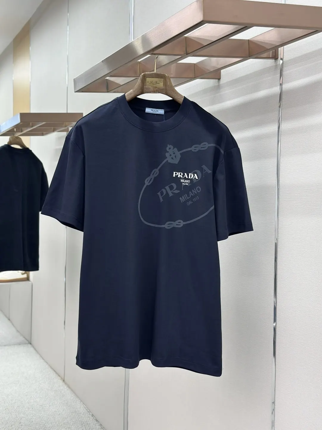 PRADA 棉质 Logo 短袖T恤 休閒百搭款