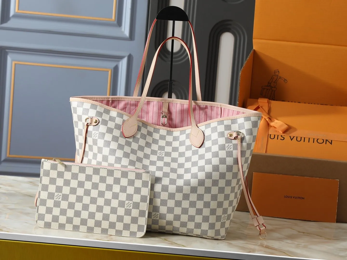 Neverfull 老花 帆布 手拿包 精致手拿款