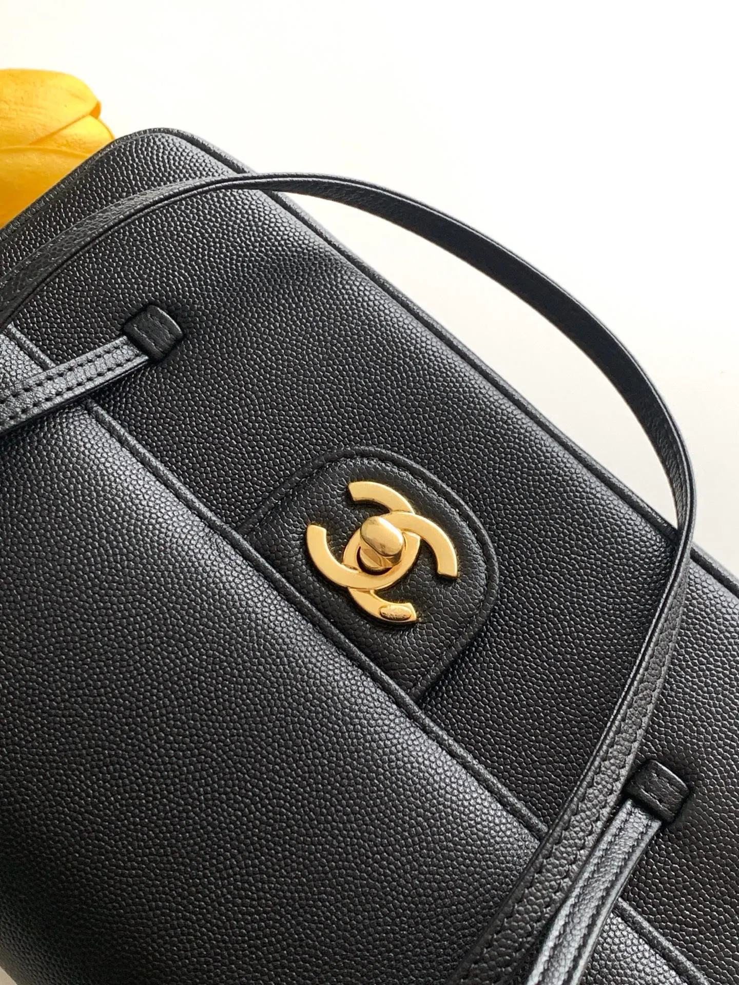 Crossbody Bag Lightweight Leather
