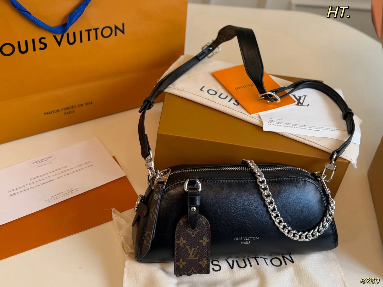 LV 银色 × Pochette 链条包 精致链条款